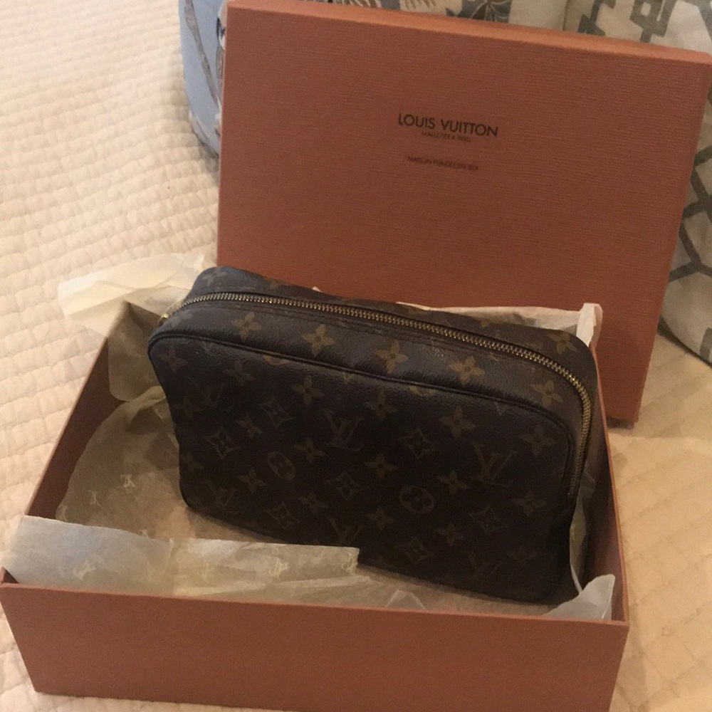 Louis Vuitton toilet pouch PM